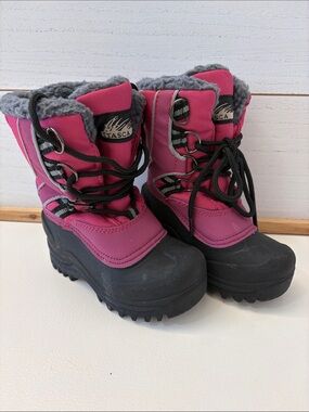 ❤️ PICK 4/$20 Itasca Kids Hot Pink and Black Snow Boots
